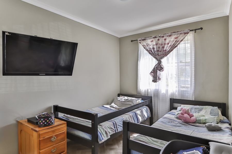 2 Bedroom Property for Sale in Heritage Park Western Cape